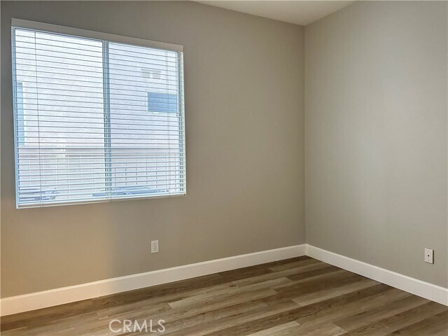 Building Photo - 10 Via Onza