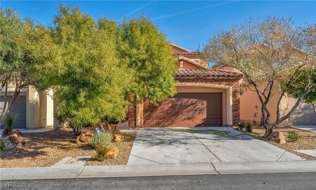 Building Photo - 9764 Bedstraw St