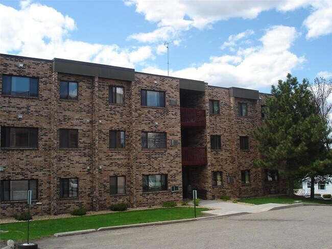 Primary Photo - 201 S Minnesota St