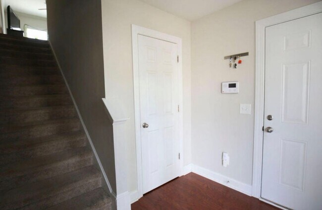 Building Photo - 4217 Scharite St