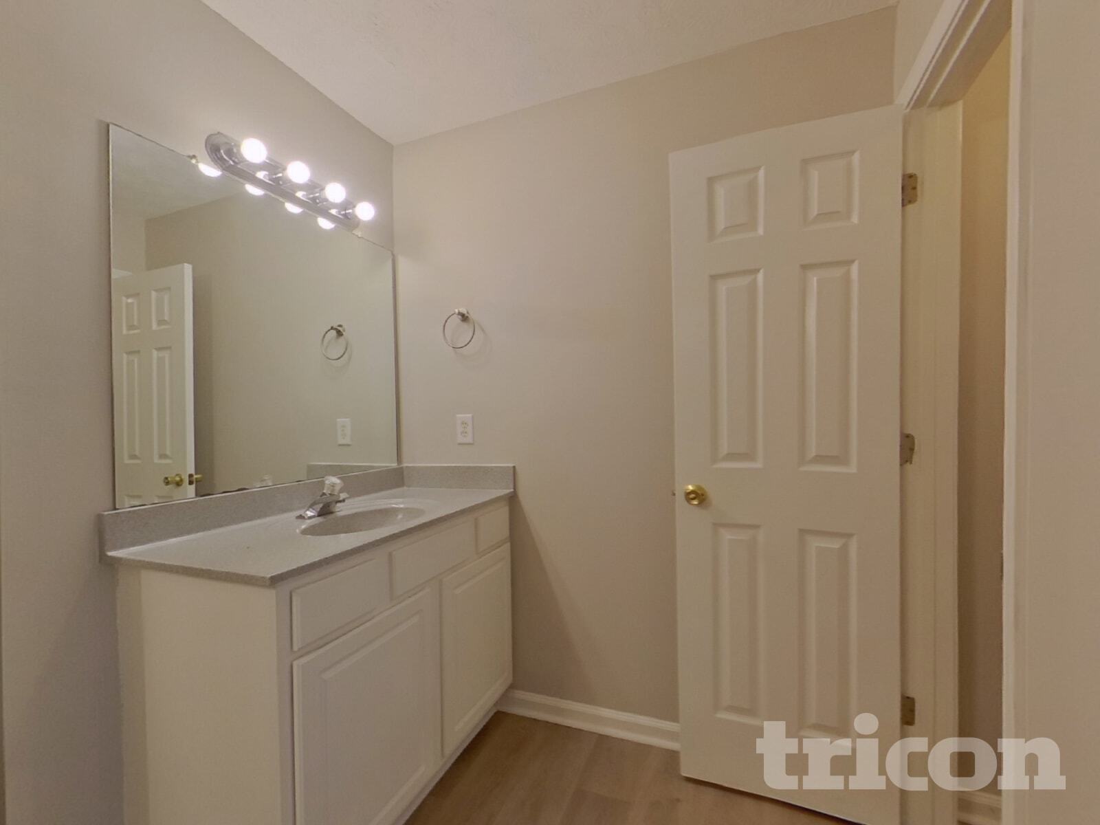 Building Photo - 2255 Hamilton Parc Ln