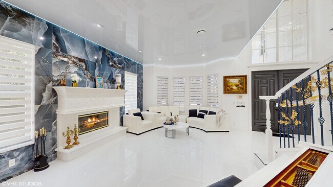 Building Photo - 377 Squire Dr