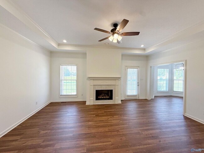 Building Photo - 17916 Remington Dr