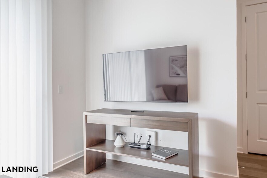 Building Photo - 515 Corso Ln