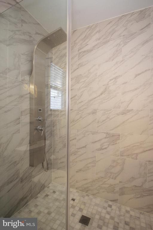 Building Photo - 3287 Annandale Rd