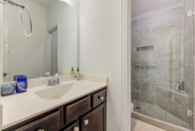 Building Photo - 13026 Sheildaig St