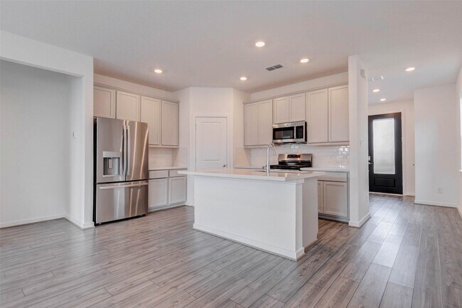 Building Photo - 22135 Ingham Blf Ln