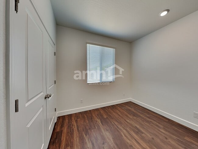 Building Photo - 17166 W Lawrence Ln