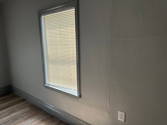 Building Photo - 2419 Pannell St