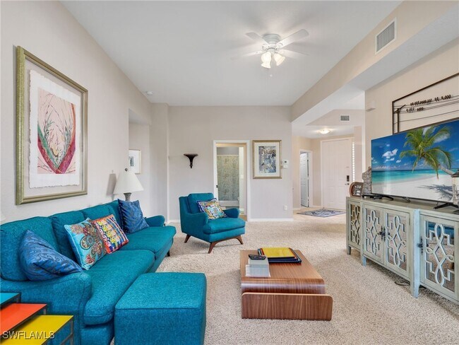 Building Photo - 9071 Las Maderas Dr