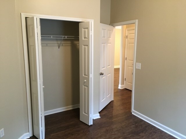 Building Photo - 4632 Peele St