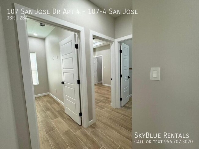 Building Photo - 107 San Jose Dr