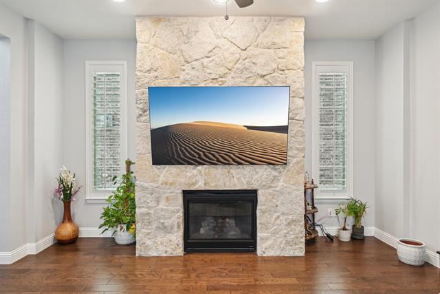Building Photo - 6809 Royal View Dr