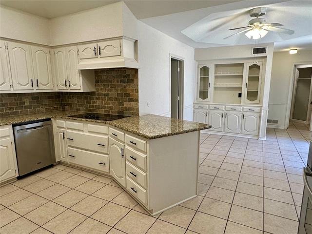 Building Photo - 7145 Crooked Oak Dr