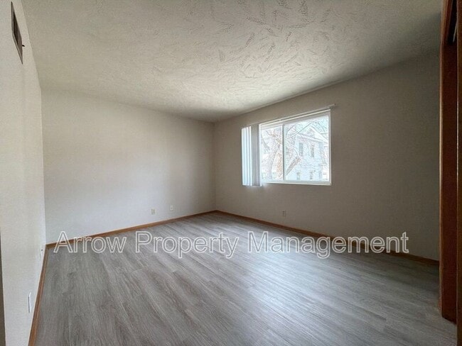 Building Photo - 1410 F St