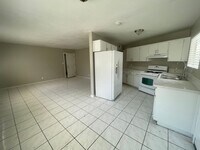Building Photo - 4880 Pancho Villa Dr