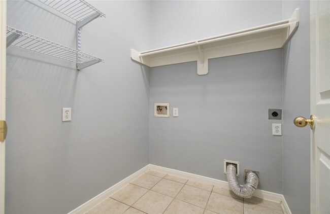 Building Photo - 14731 Raven Hollow Ln