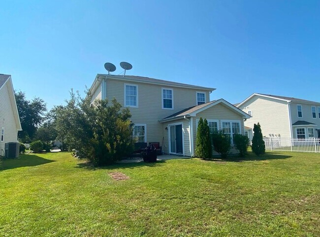 Building Photo - 4636 E Walkerton Rd