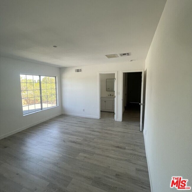 Building Photo - 3021 Limewood Ln