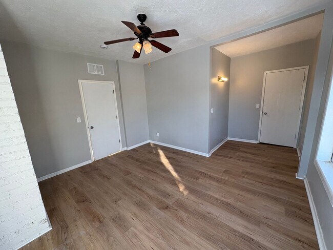 Building Photo - 2915 Jackson St