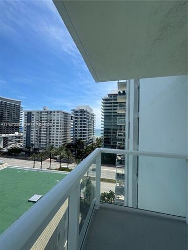 Building Photo - 5750 Collins Ave