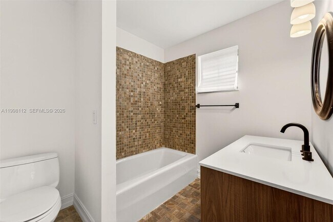 Building Photo - 3000 SW 130th Ave