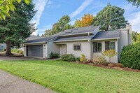 Building Photo - Great Tualatin Location – 3 Bed, 2.5 Bath ...