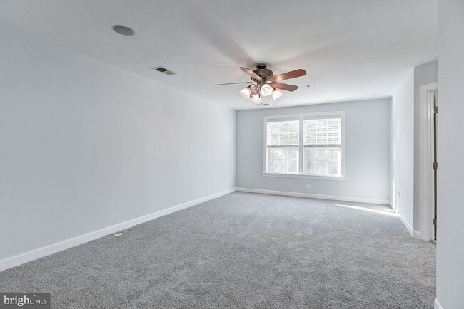 Building Photo - 7576 Maidenhead Dr