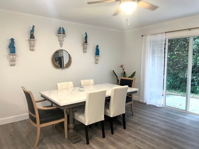 Building Photo - 9080 Peebles Rd