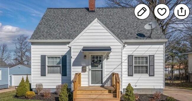 Building Photo - 2669 Shelburn Ave