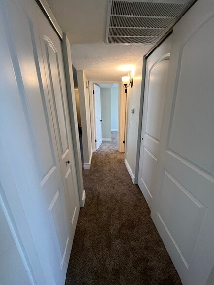 Building Photo - 893 Arnecia Ct