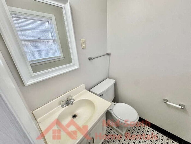 Building Photo - 3594 W Sutton Dr