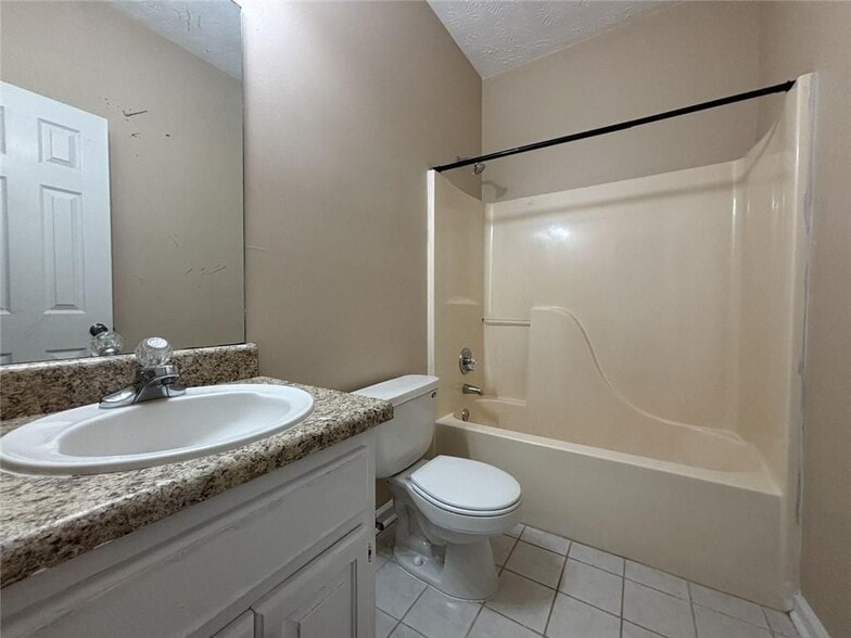 Building Photo - 3410 Camens Ct NE