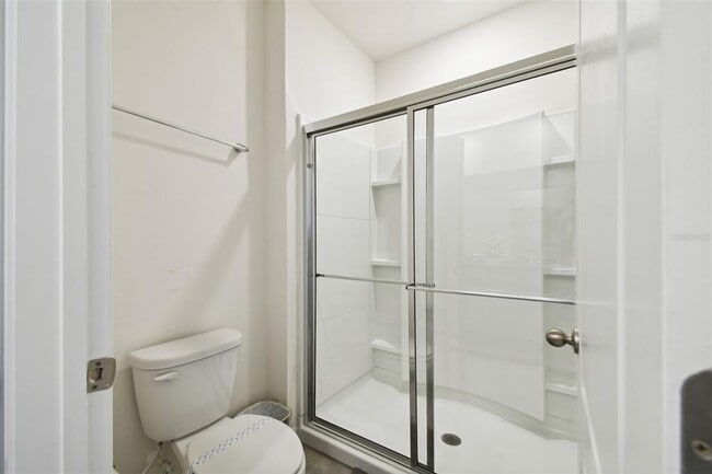 Building Photo - 7704 Oakmoss Loop
