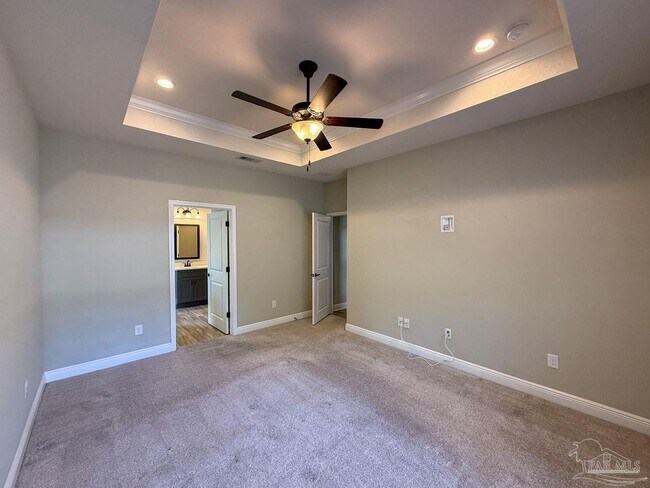 Building Photo - 3916 Fielding Ct