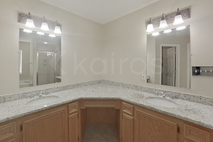 Building Photo - 15334 Guadalupe River Dr