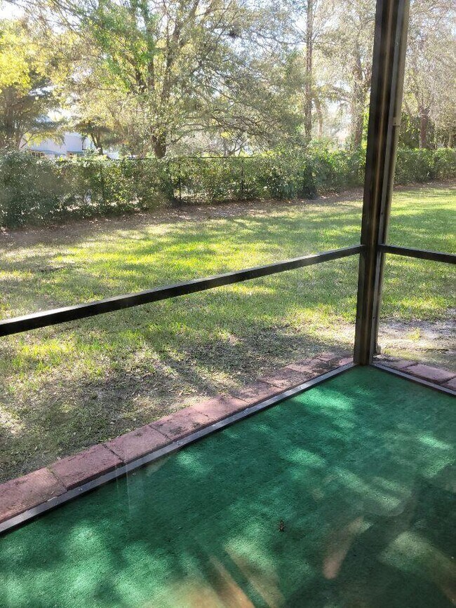 Building Photo - 13165 Chadwick Ct