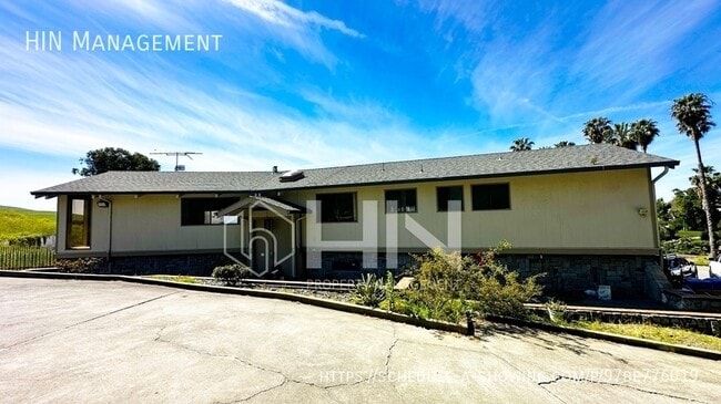 Building Photo - 47000 Ocotillo Ct