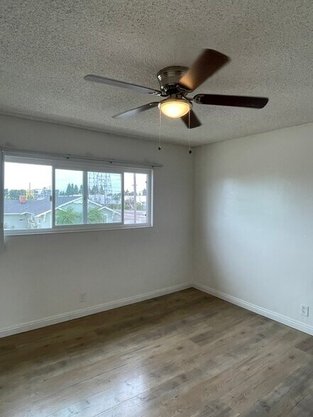 Building Photo - 7692 Chapman Ave