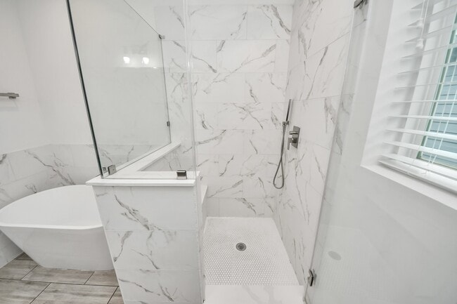 Building Photo - 2920 Nance St