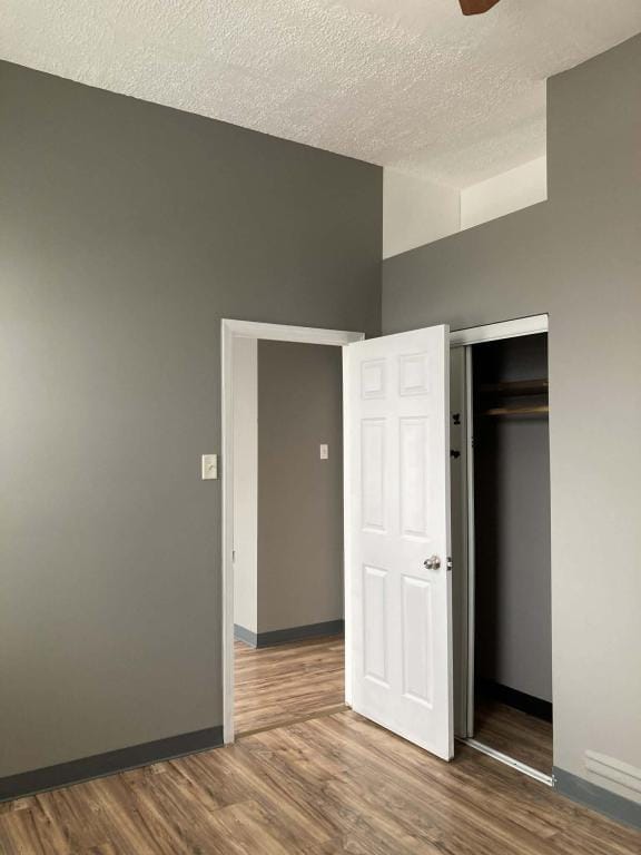 Building Photo - 2258 W 21st Pl