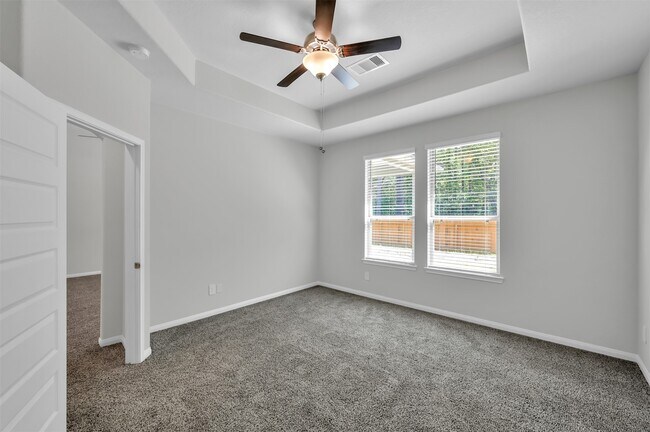 Building Photo - 14733 Pinion Ct