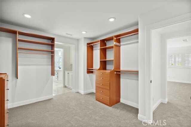 Building Photo - 5 Cape Woodbury