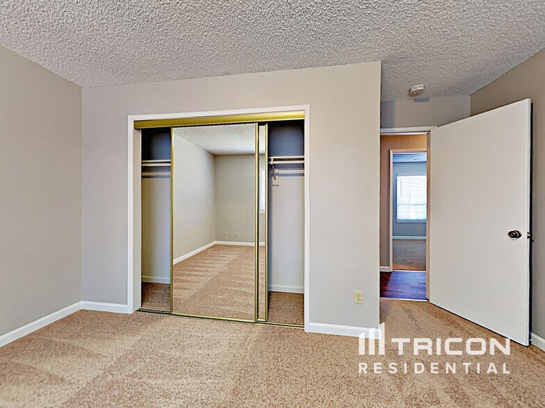 Building Photo - 2024 Bavil Dr