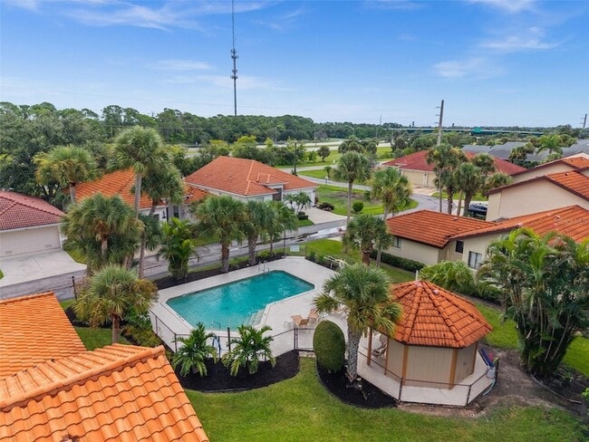 Building Photo - 804 Sorrento Pl