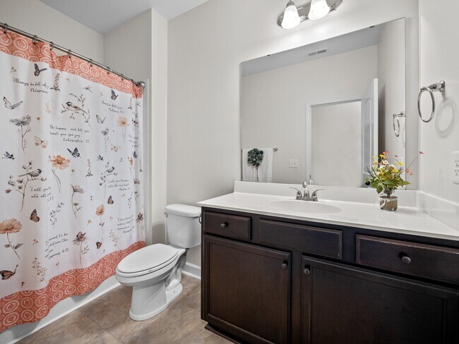 Building Photo - 251 Breakwater Dr