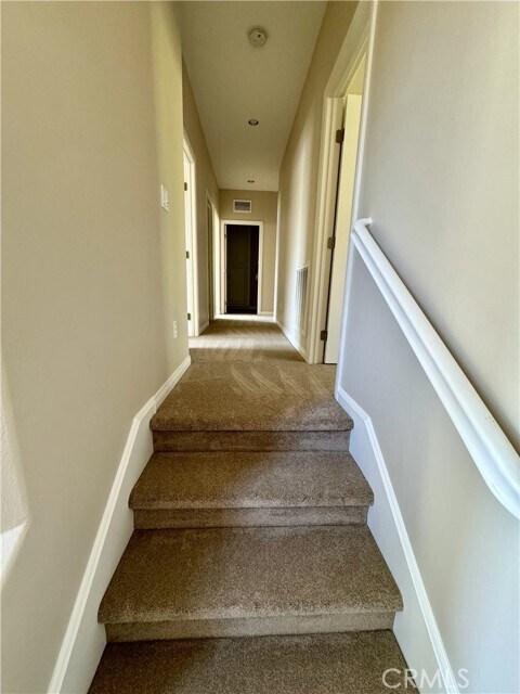 Building Photo - 35 Deergrass