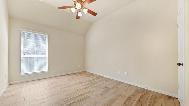 Building Photo - 5903 Falling Briar Lane