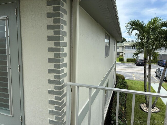 Building Photo - 511 Monaco Blvd