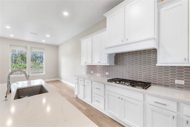 Building Photo - 24815 Pavonia Lake Ln